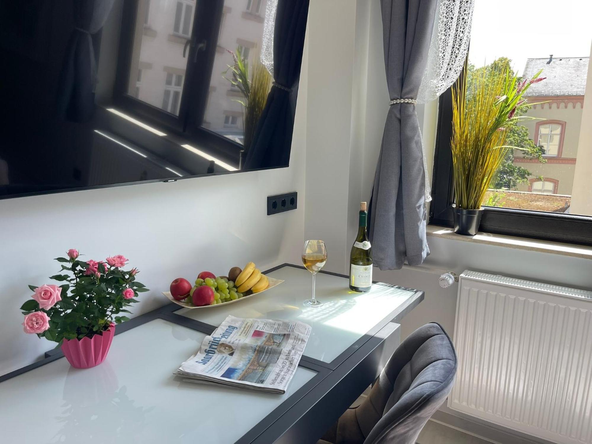 City Apartment Apartment *
